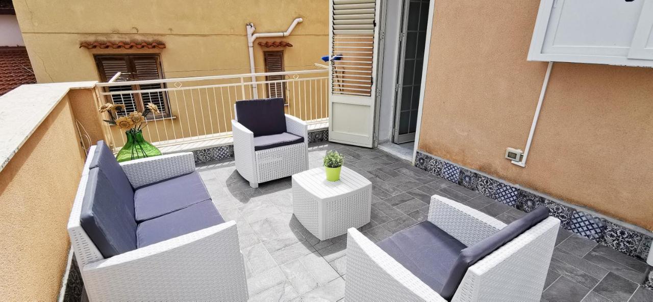 Apartament Casa Valentina A 100 M Dal Mare Santa Flavia Zewnętrze zdjęcie