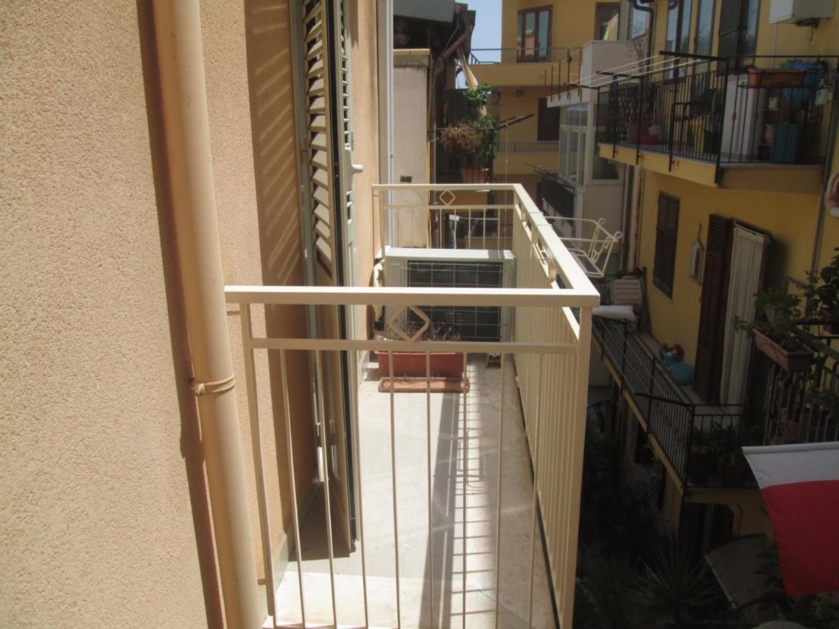 Apartament Casa Valentina A 100 M Dal Mare Santa Flavia Zewnętrze zdjęcie